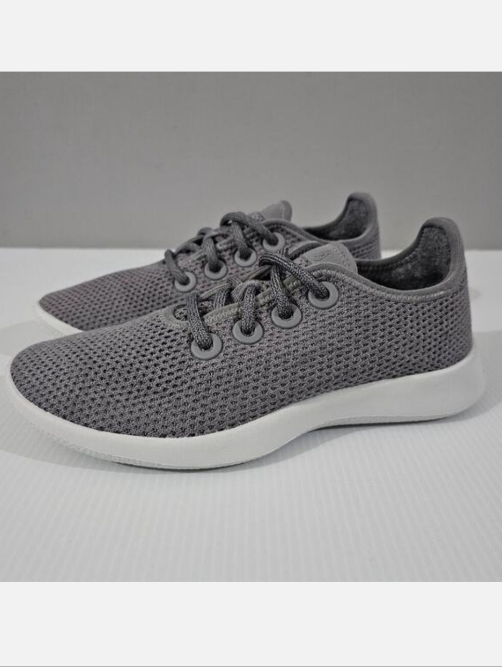 Allbirds Tree Runner Sneaker Womens 5 Mist Gray Knit Athletic Lightweight NEW